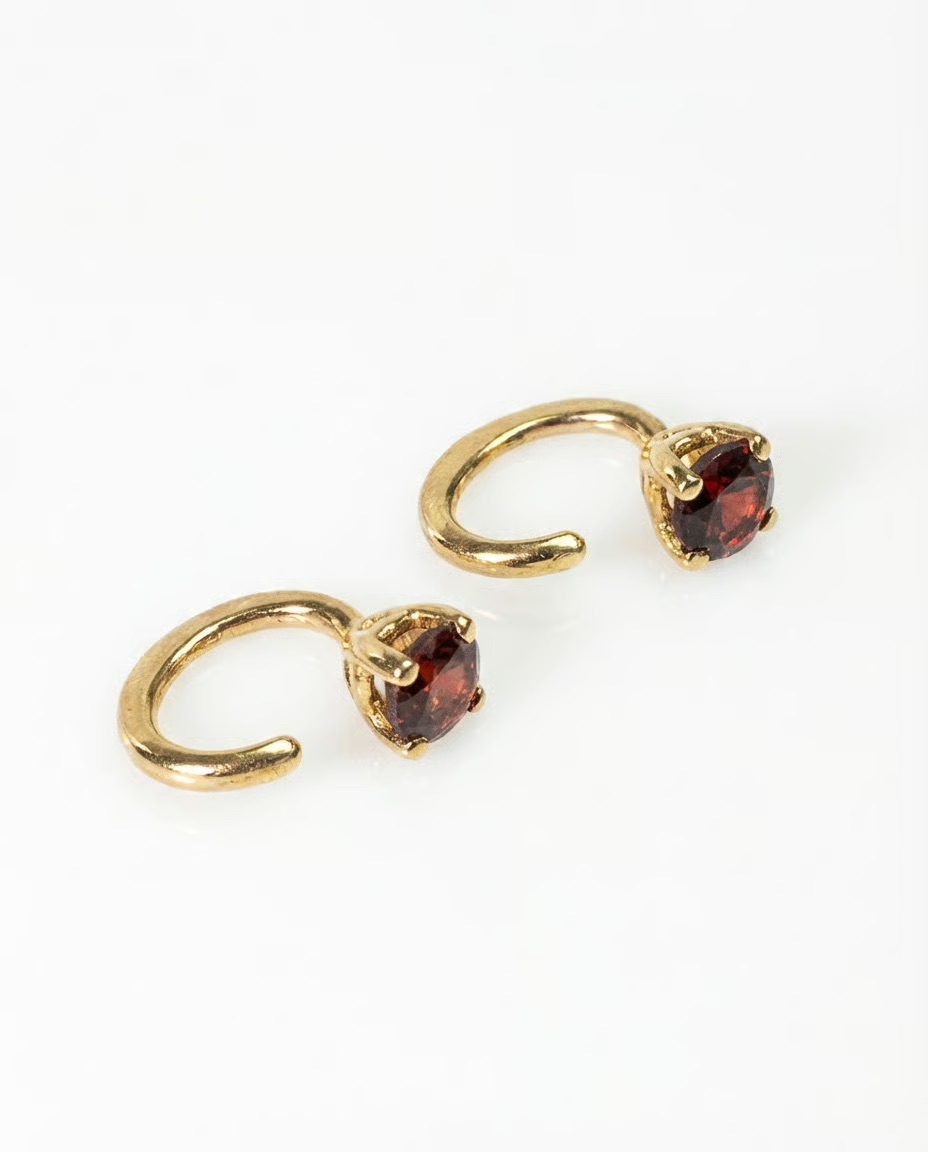 LOOP garnet earrings
